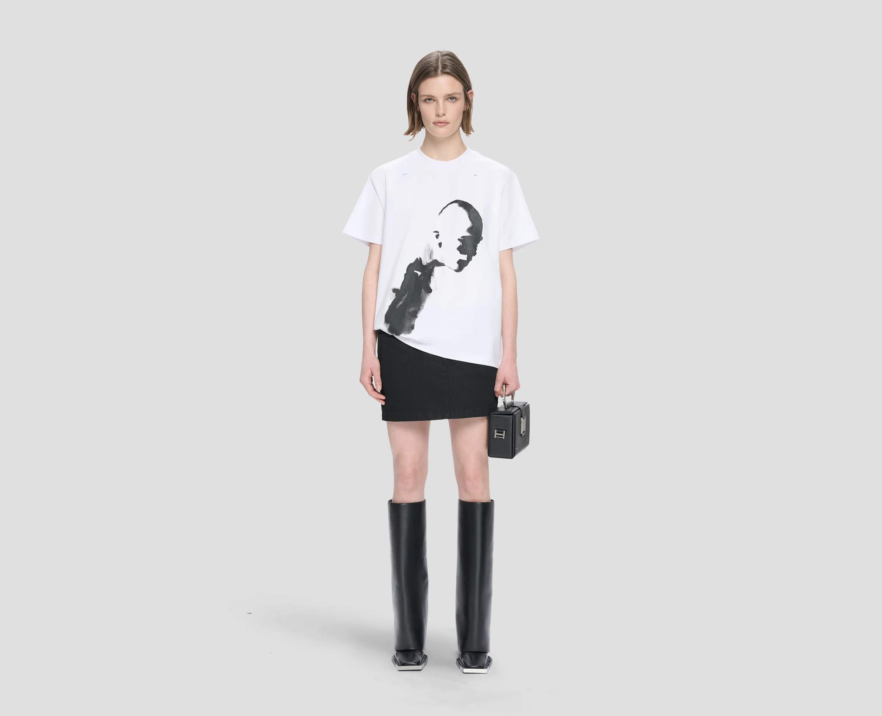 AI GENERATED PRINT T-SHIRT - Image 2