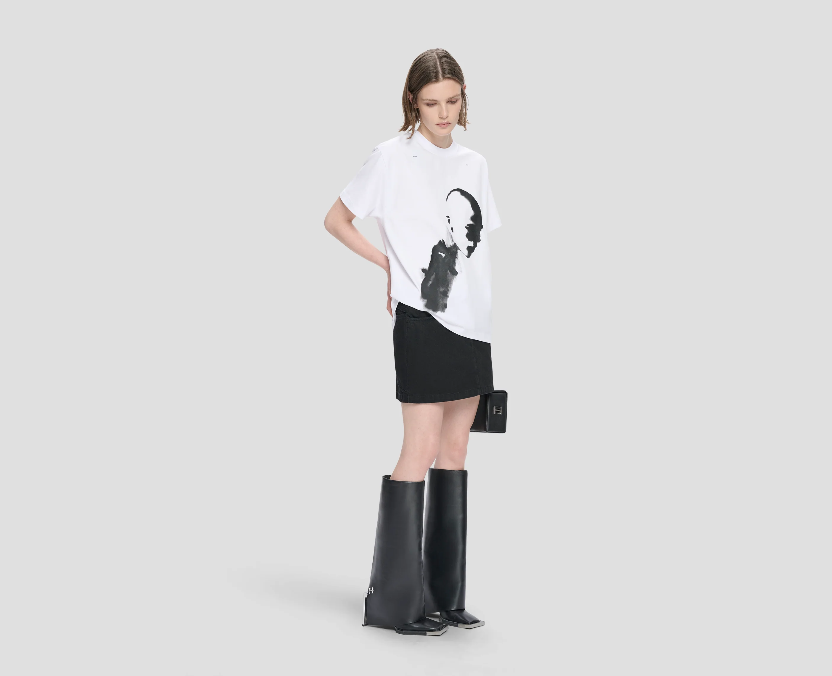 AI GENERATED PRINT T-SHIRT - Image 3