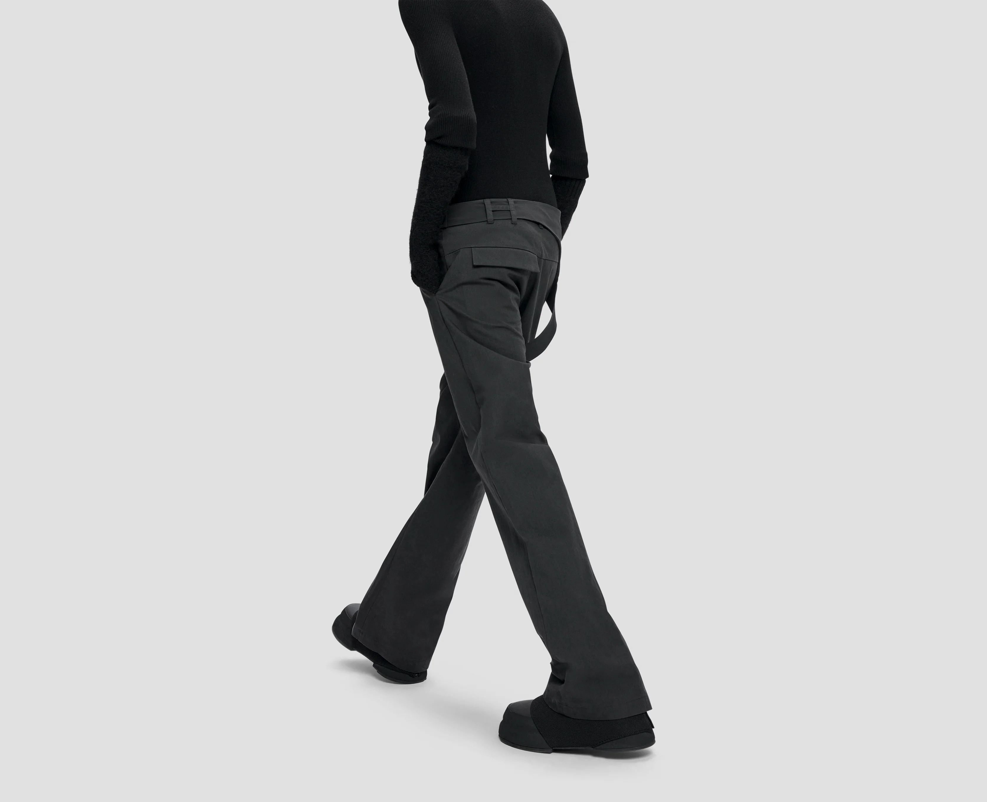 ASTRON TROUSERS - Image 6