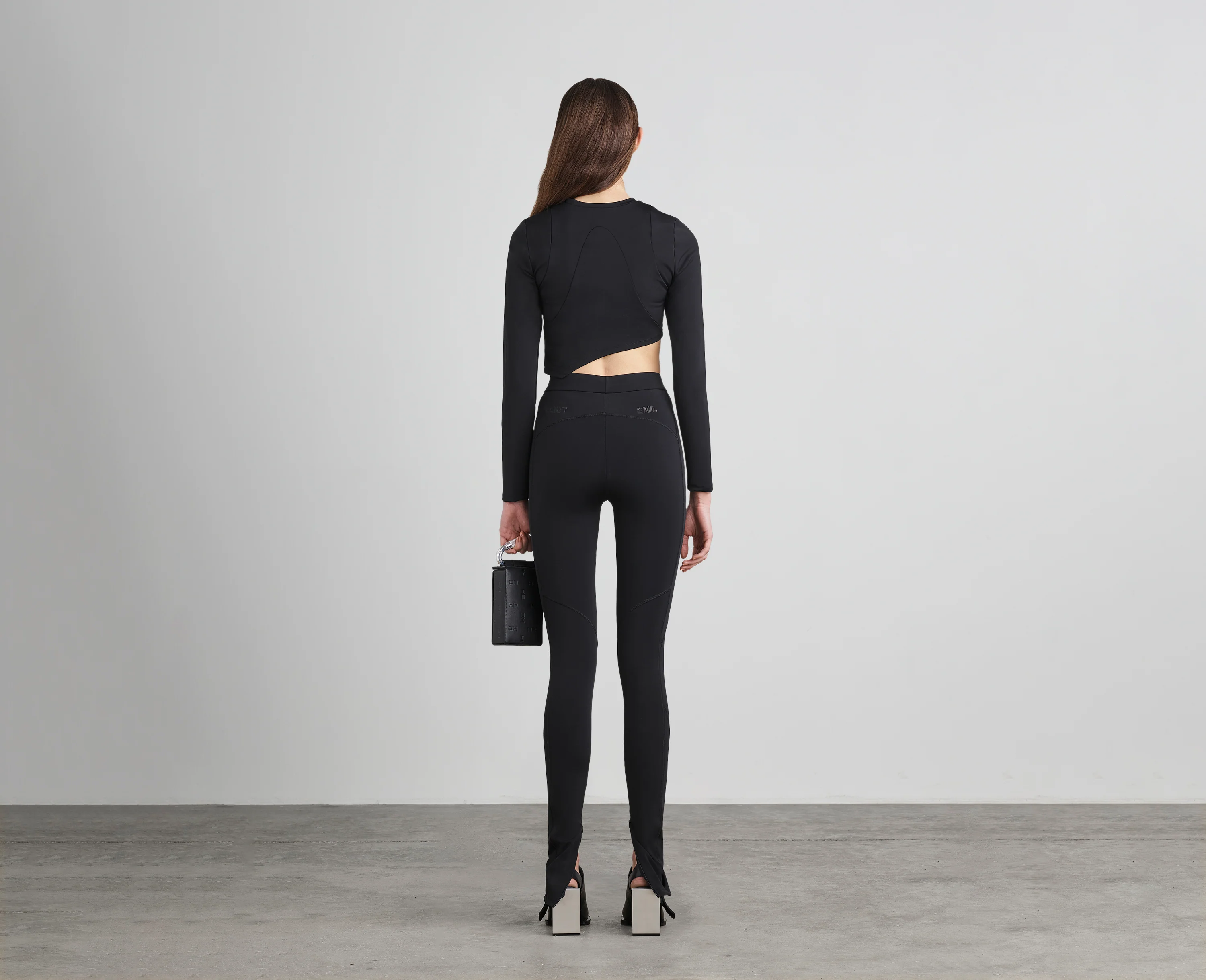 SHOULDER ZIP TOP - Image 3