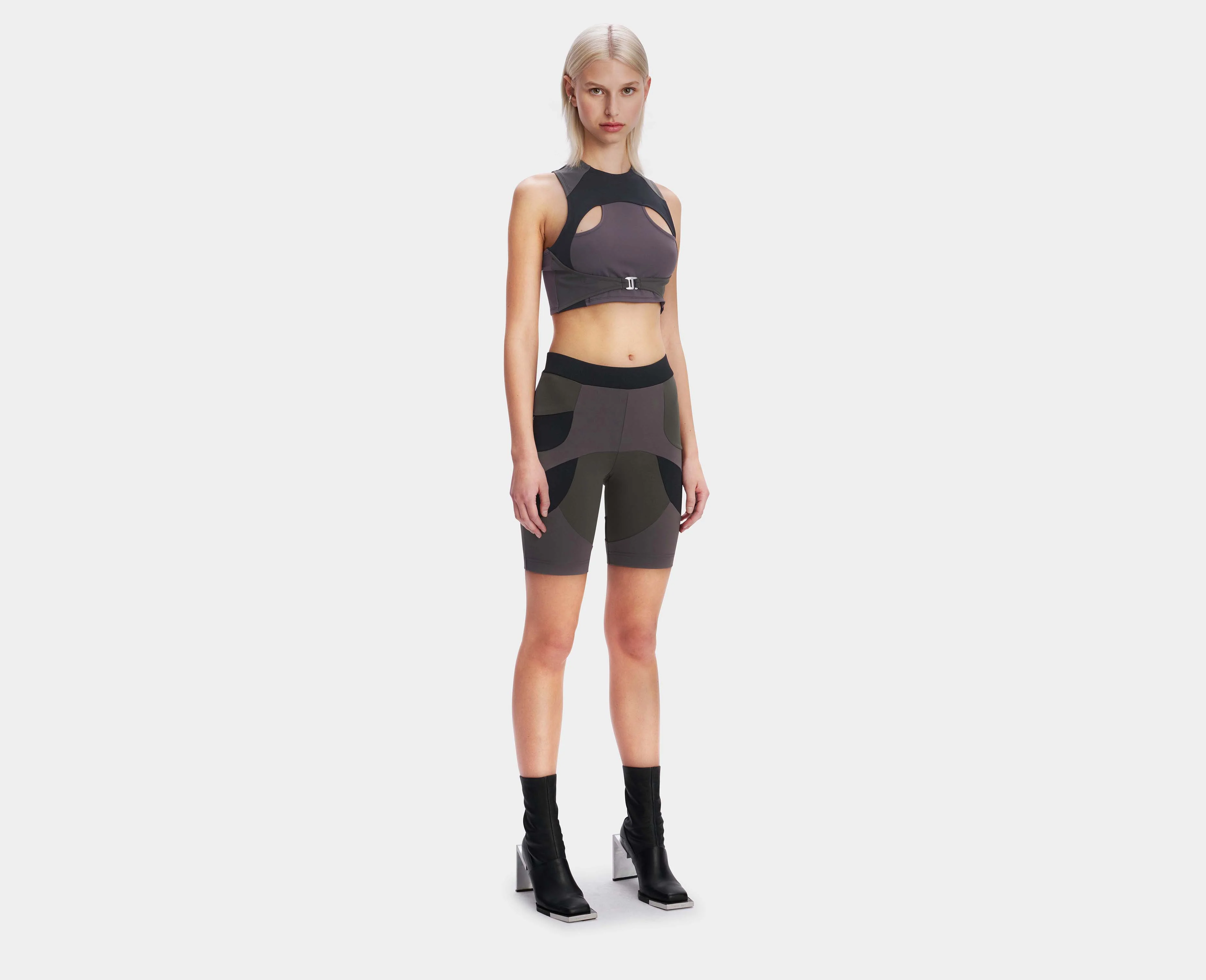 ATRA ACTIVE WEAR SHORTS - Image 3