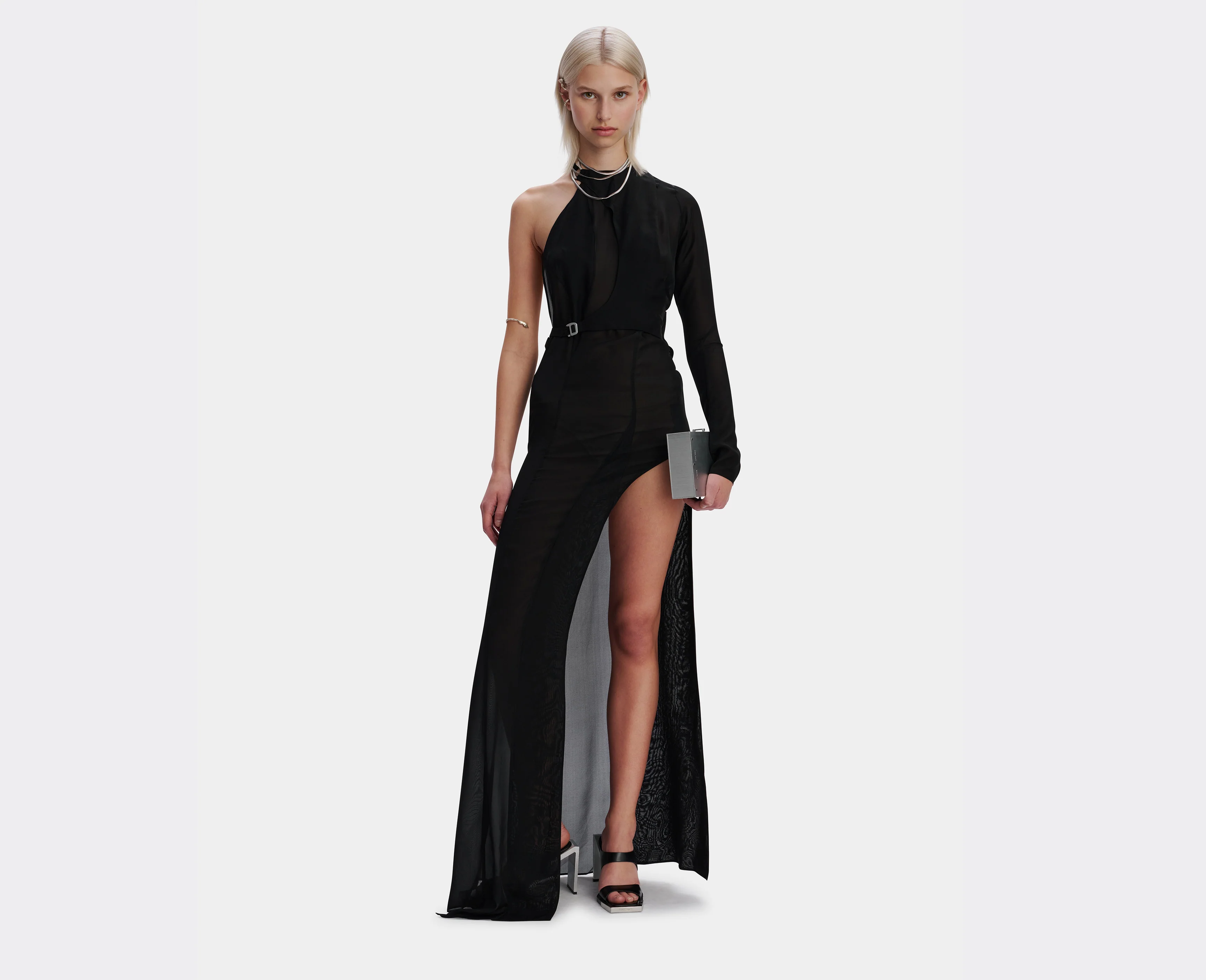 SOLITAIRY EVENING DRESS - Image 4
