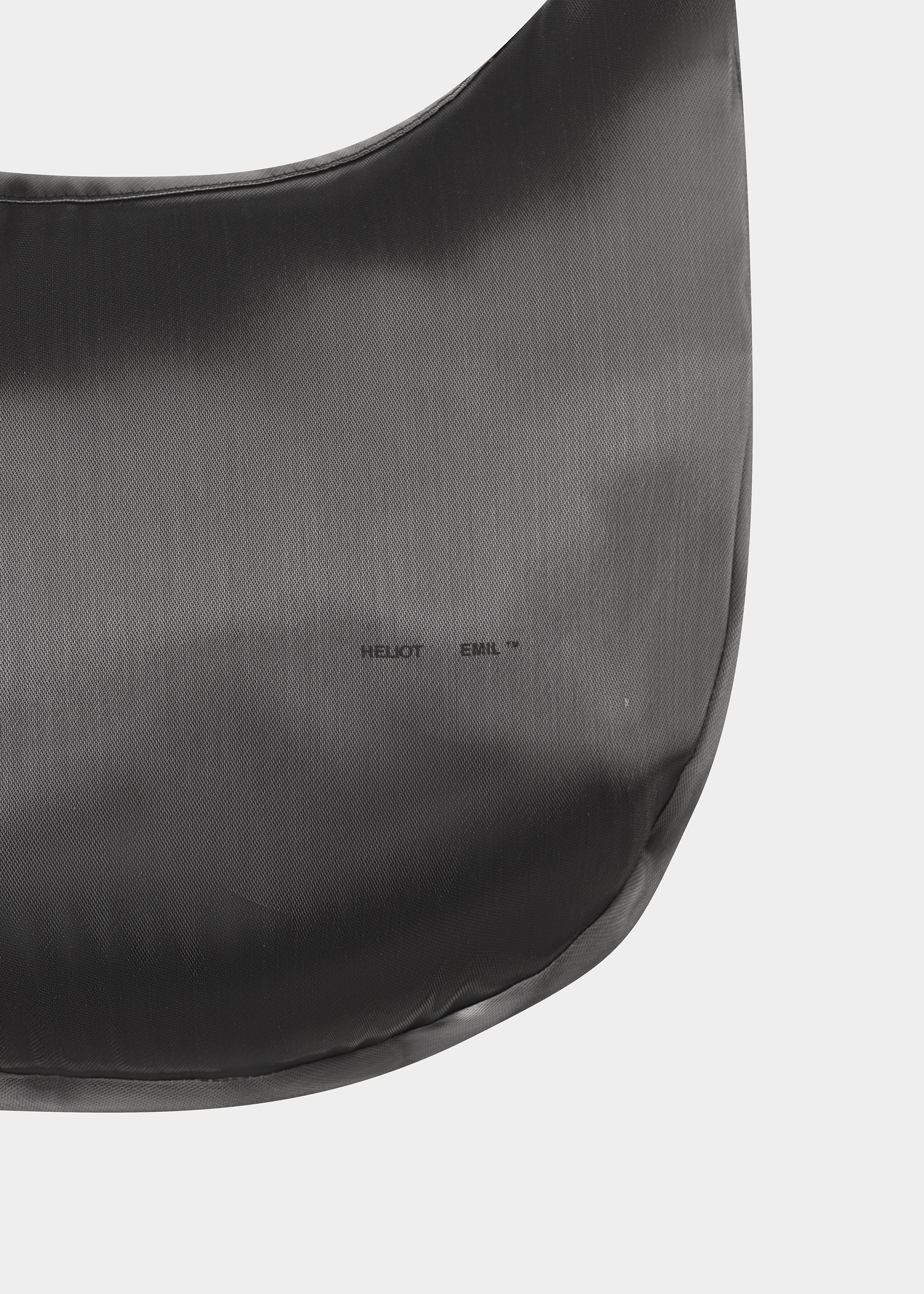 LIQUID METAL ATTACHE TOTE - Image 10