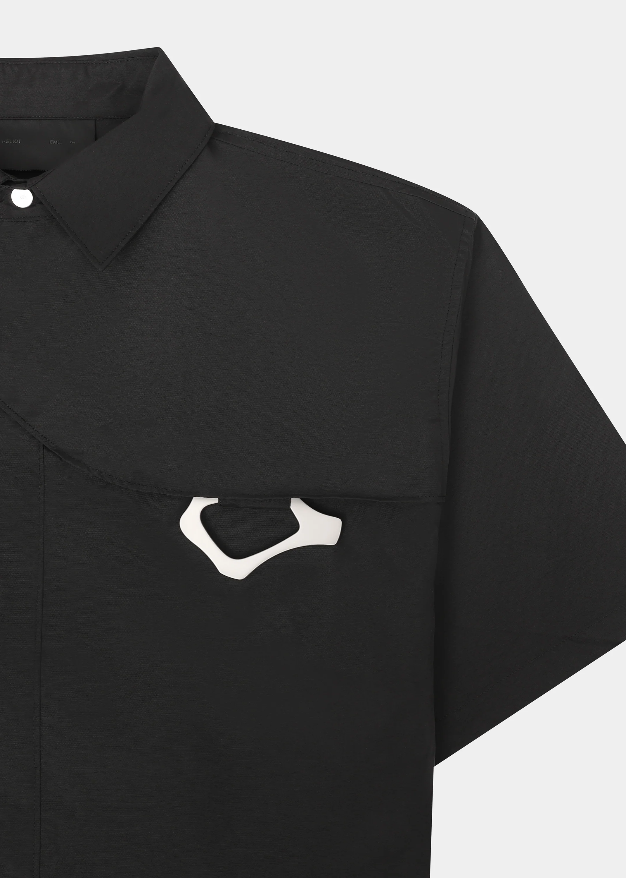 S/S NYLON SHIRT W. CARABINER - Image 7