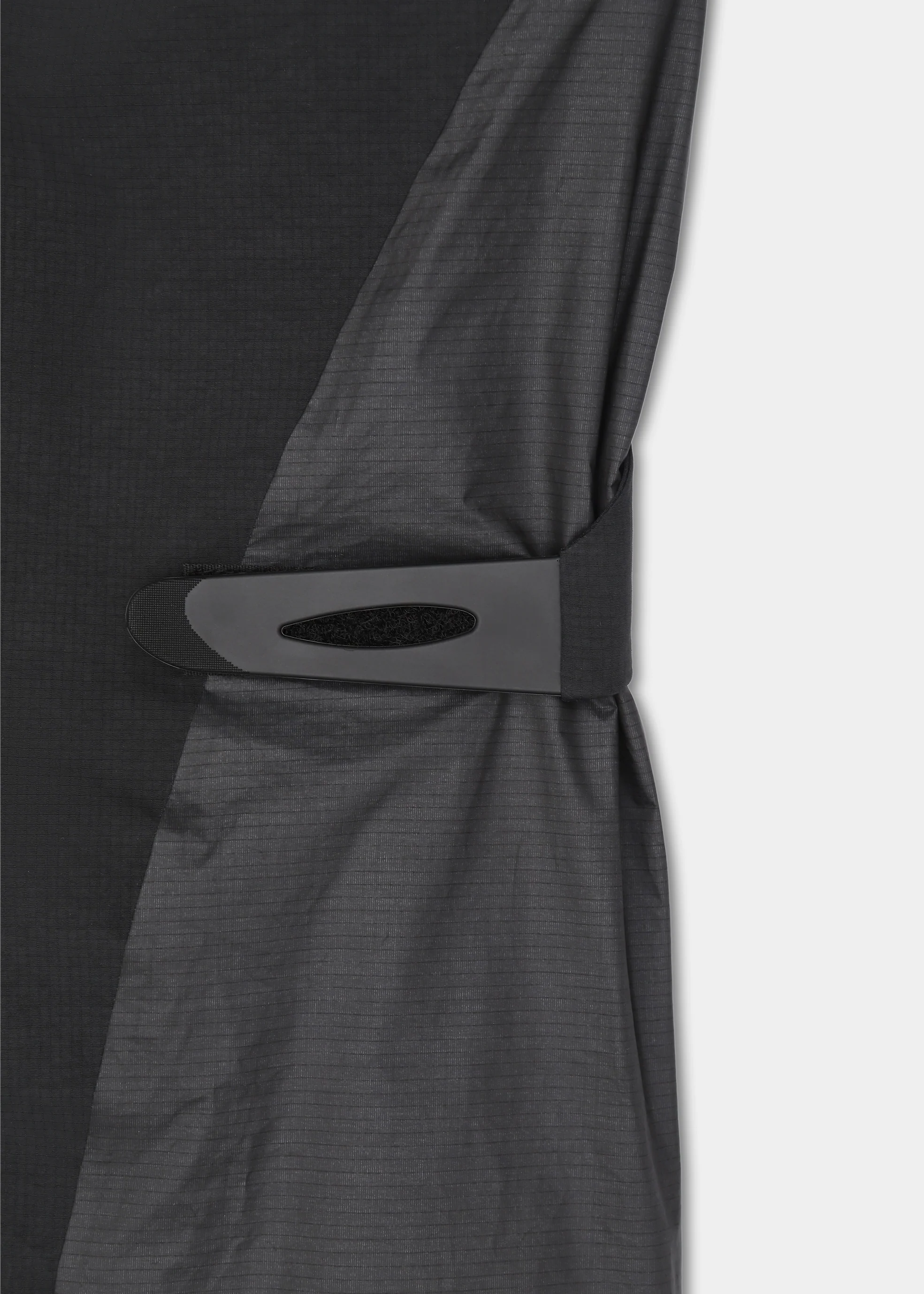 POLARIZE SKIRT - Image 9