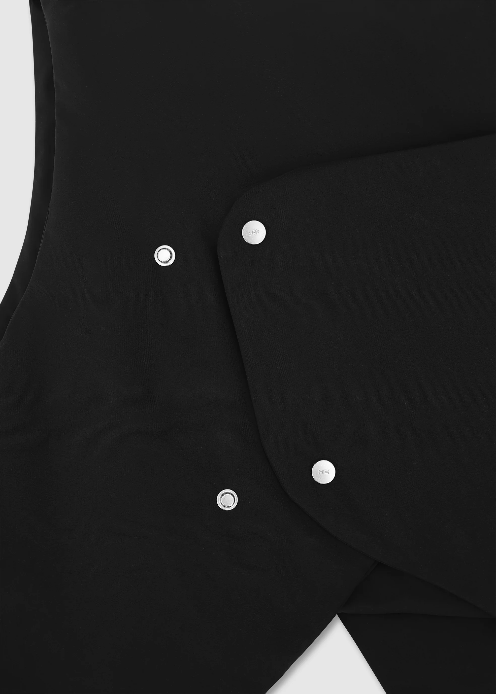 DEFENSIO TAILORED VEST - Image 13