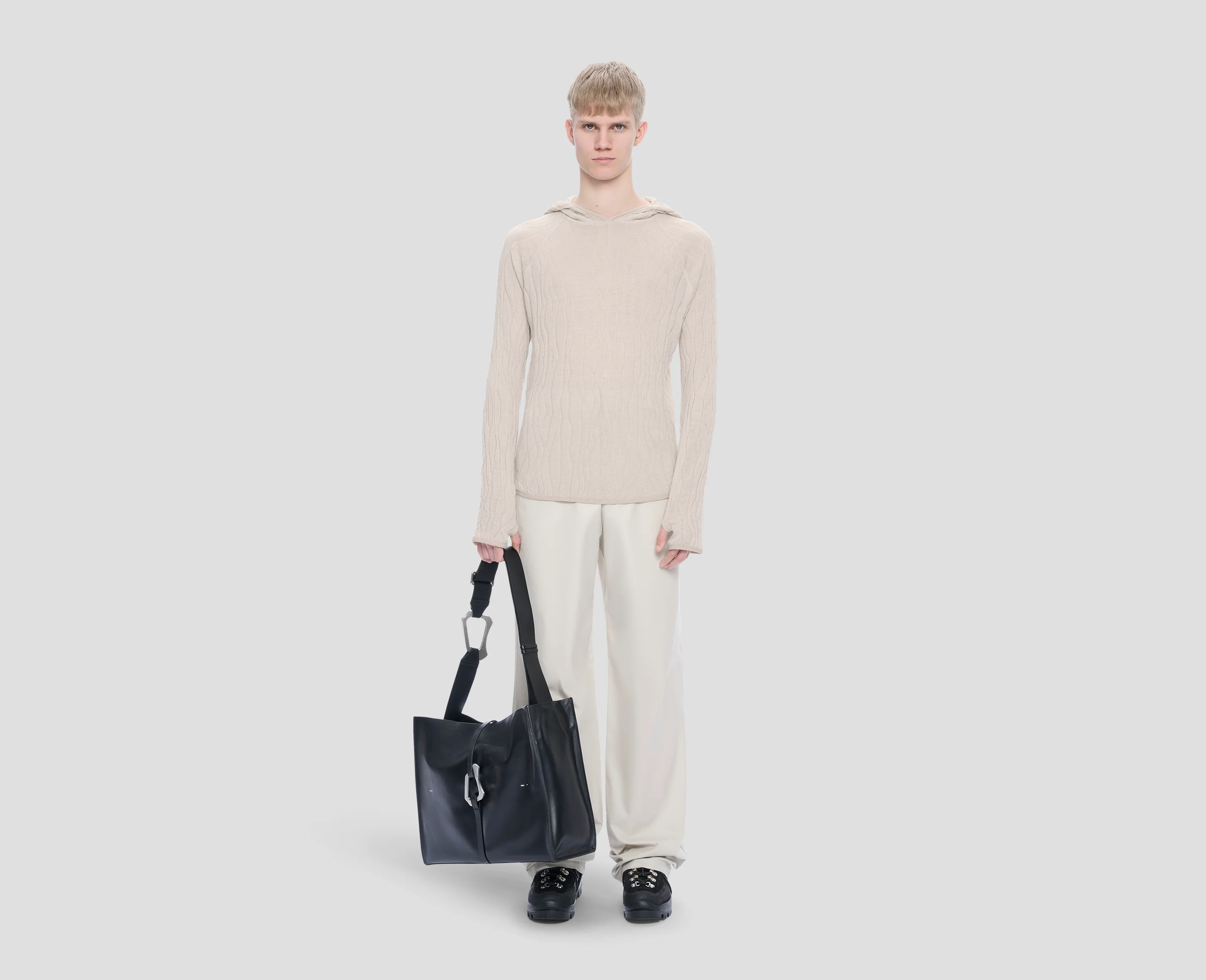 SORTSOL KNIT HOODIE - Image 2