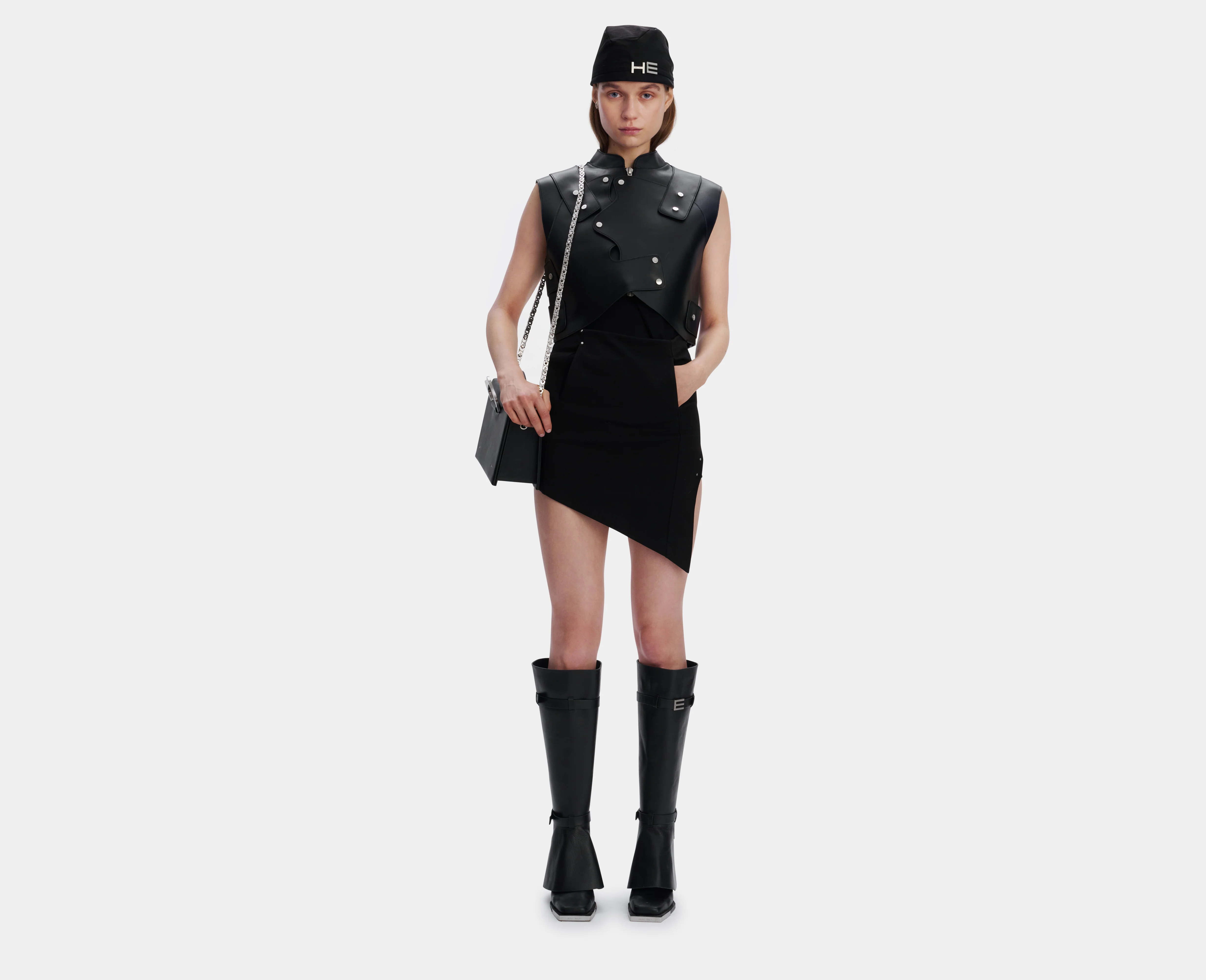 ATMOSPHERIC LEATHER VEST - Image 2