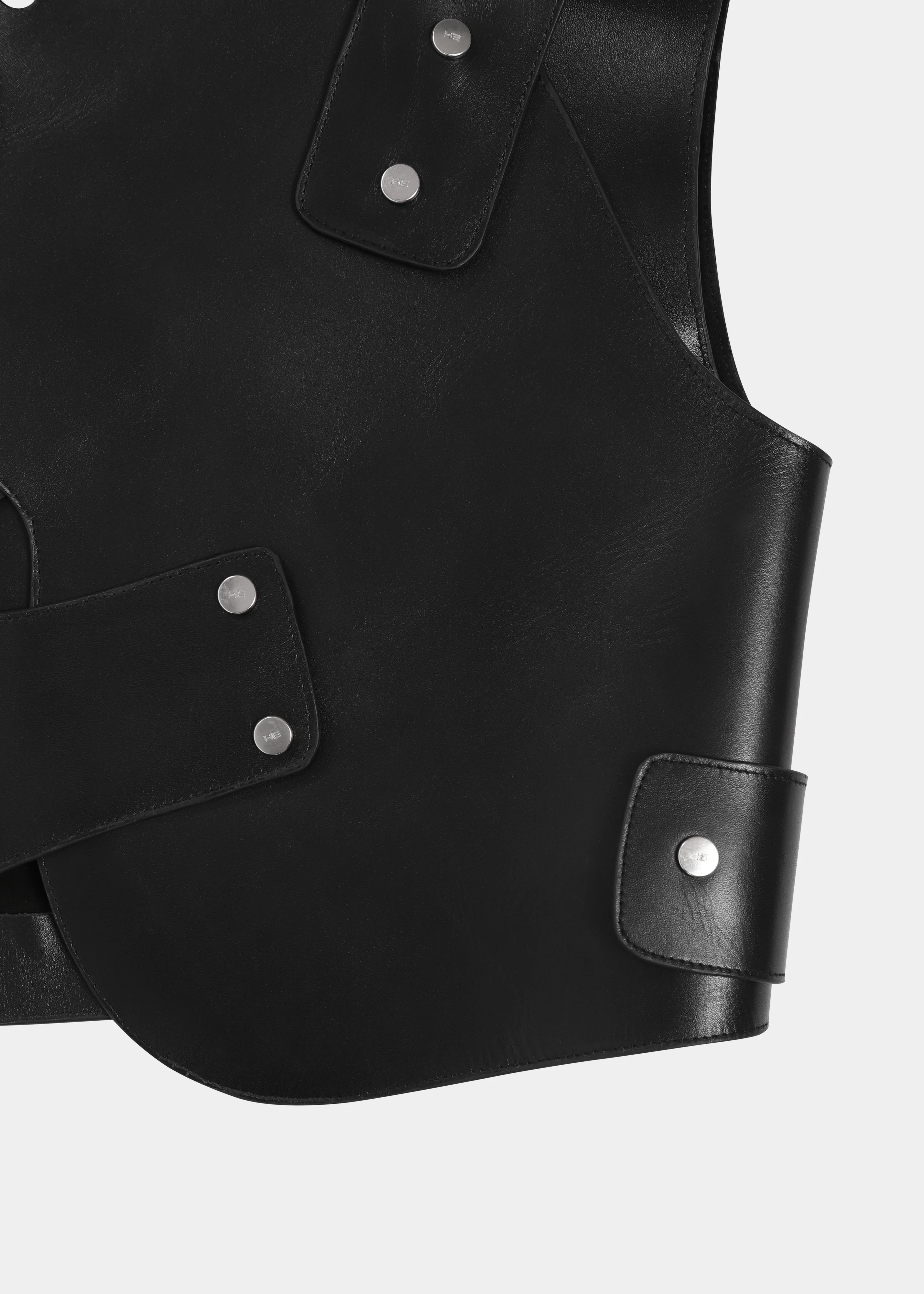 ATMOSPHERIC LEATHER VEST - Image 8