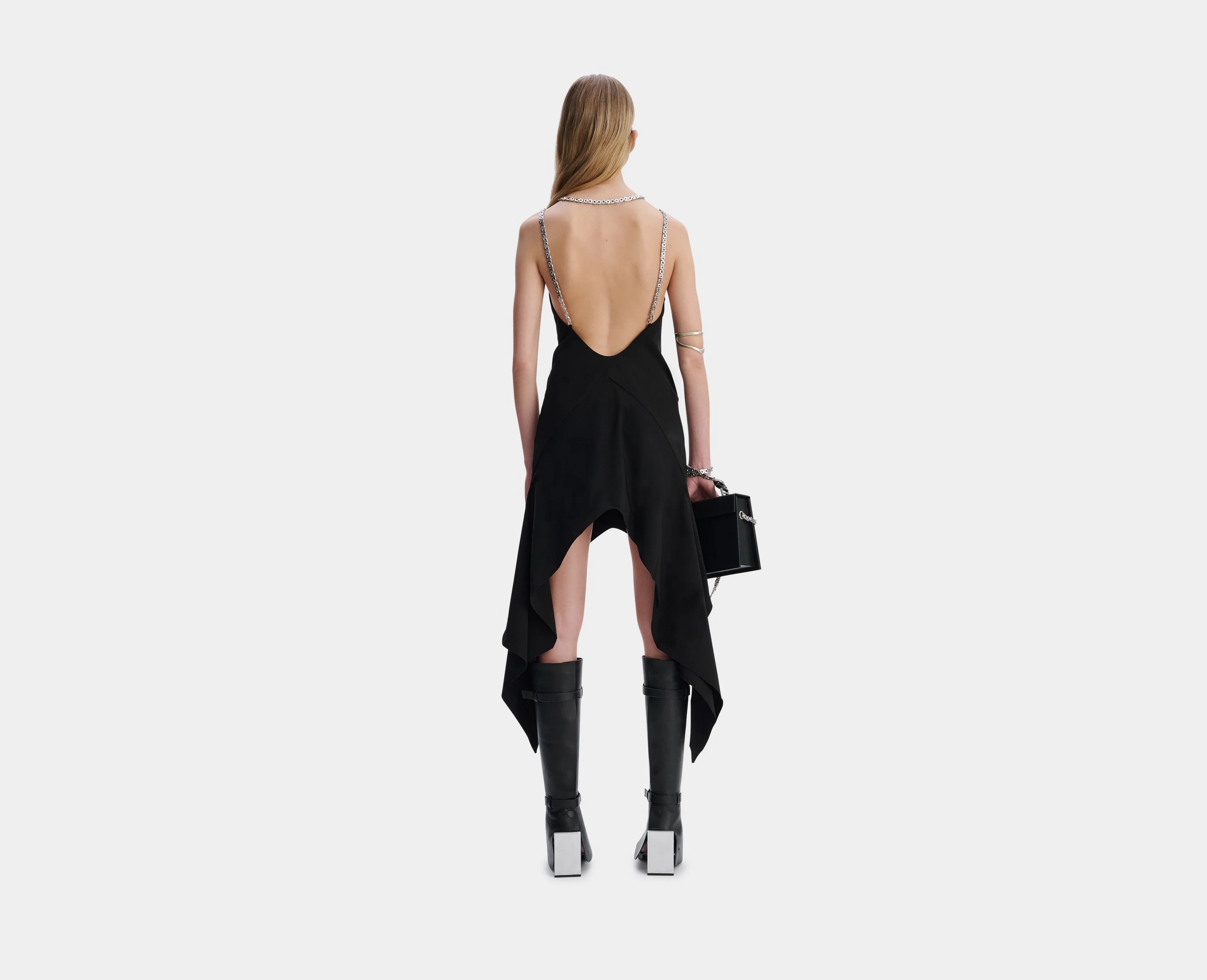 SAMIEL CHAIN DRESS - Image 4