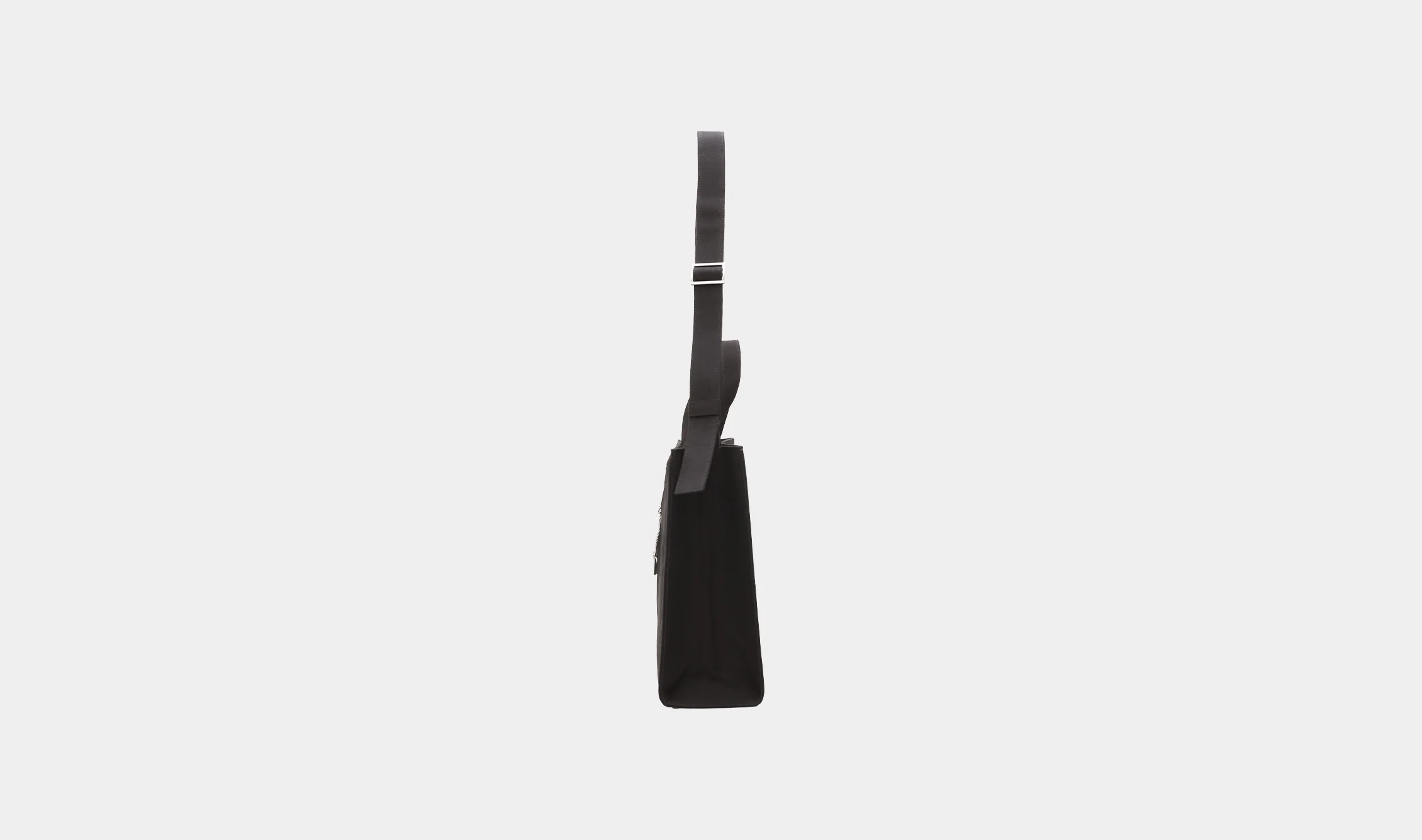TECTON TOTE BAG - Image 10