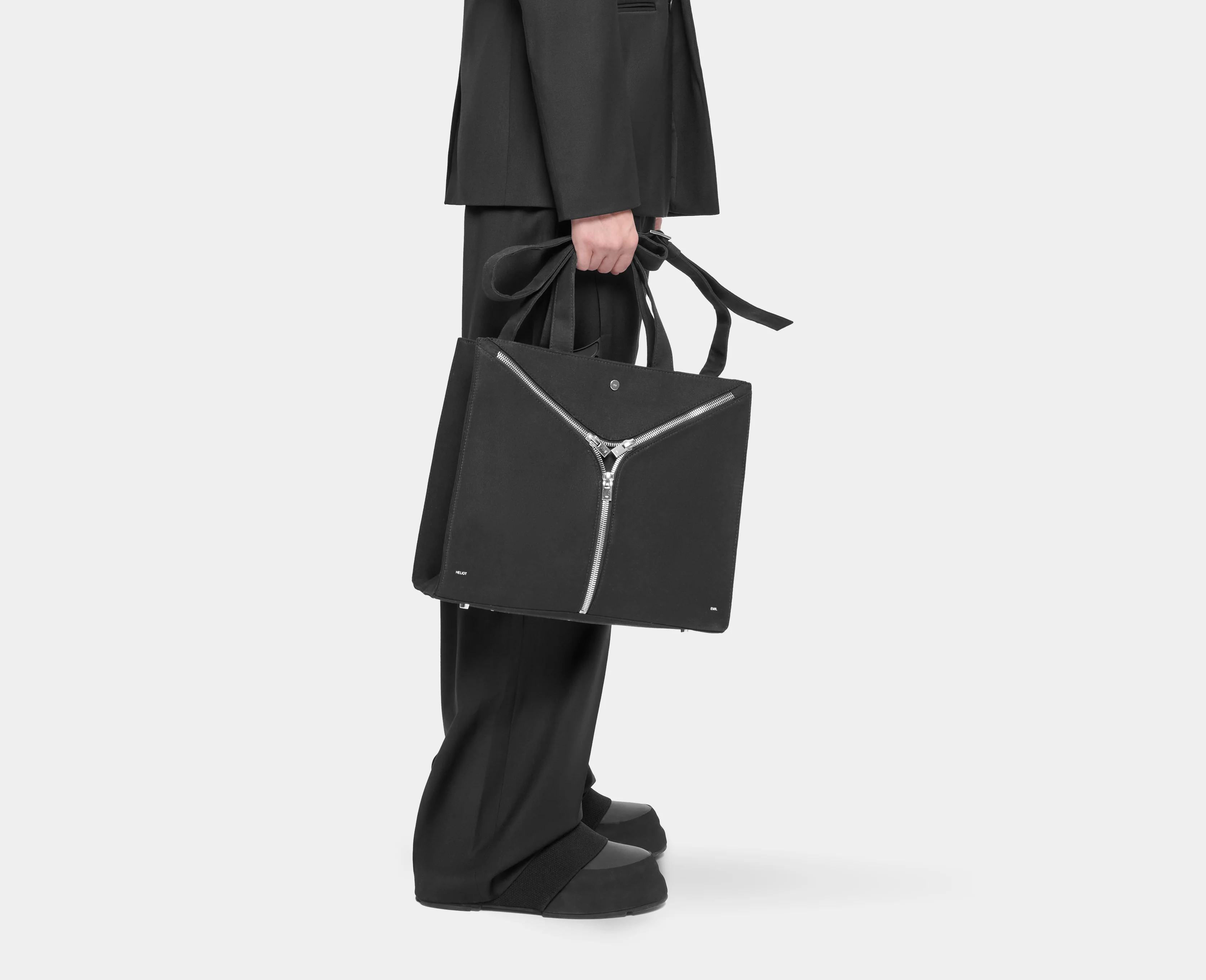 TECTON TOTE BAG - Image 7