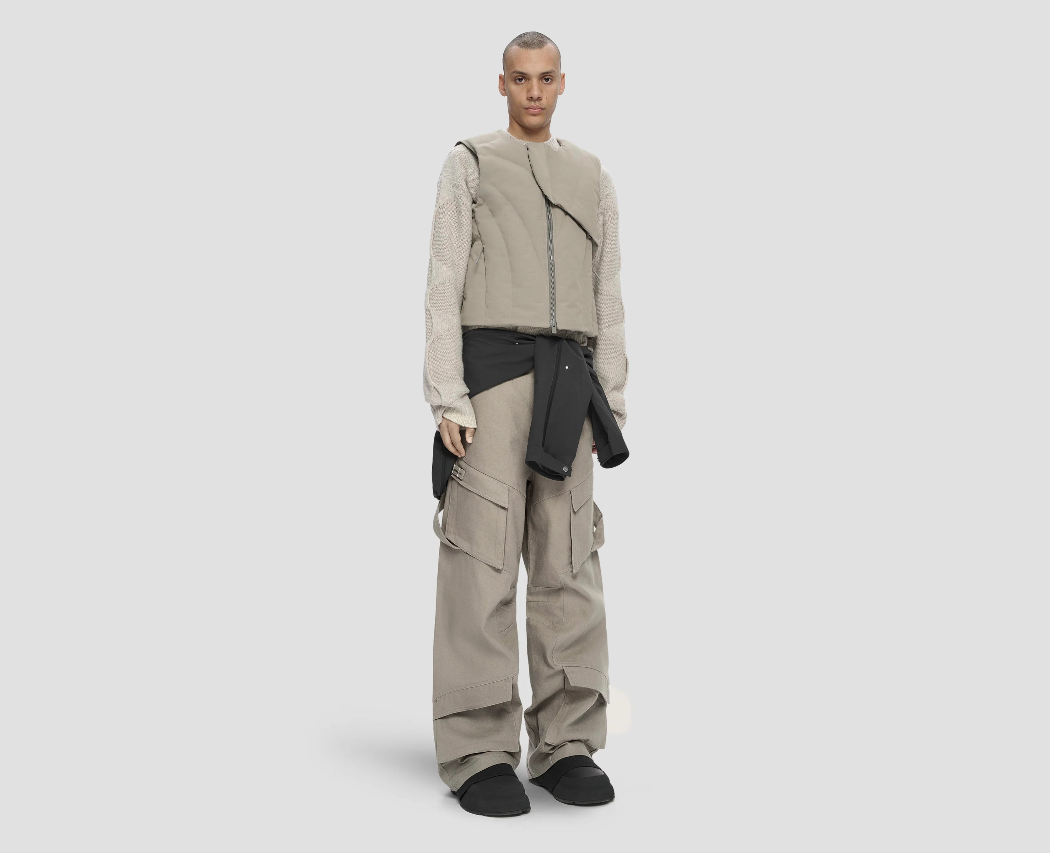 VISUS DOWN VEST - Image 3